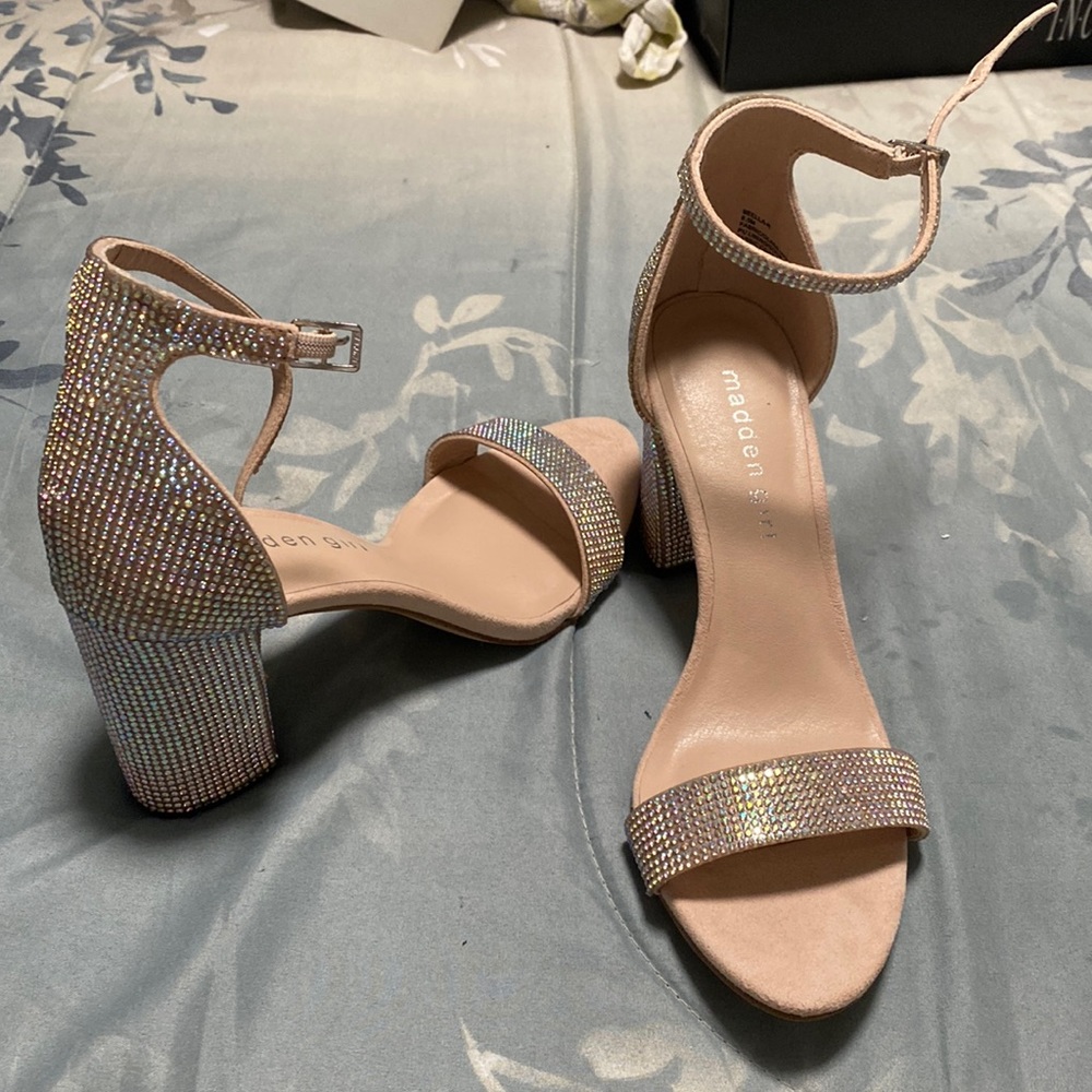 Never worn opaque 3” shoe